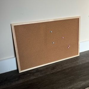 Cork Board without uses, perfect for inspiration time